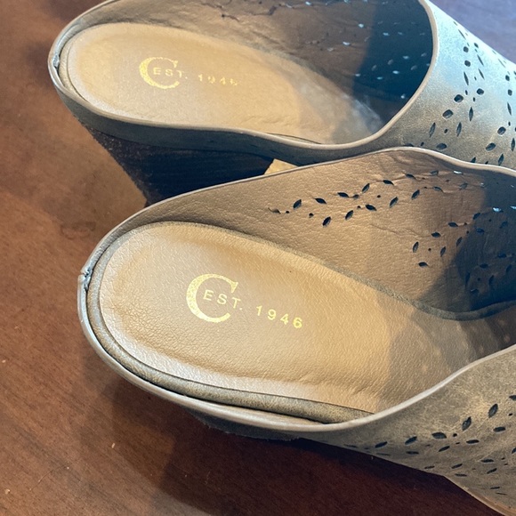 Size 9 Taupe Heeled Mules (ABBA) - Picture 5 of 11